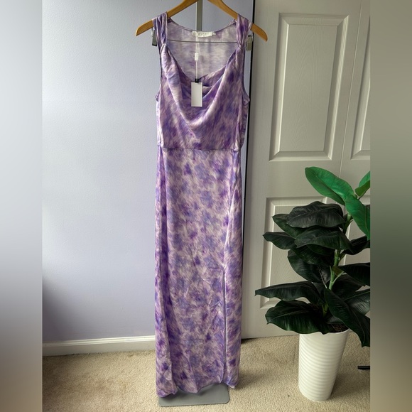 NWT ASTR Elin Cowl Neck Midi Dress in Purple Abstract Large - Picture 5 of 6